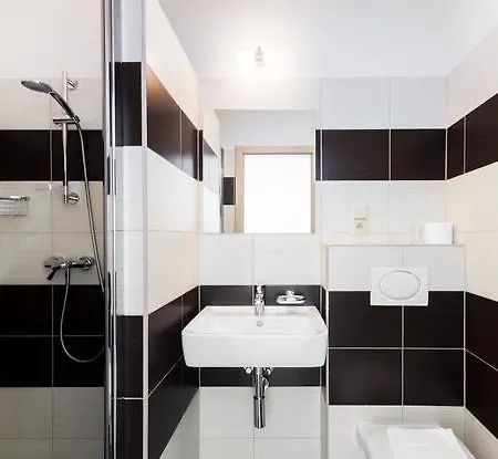 Guest house Sokolska 2*